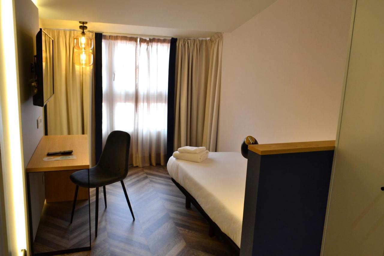 Hotel Alda GaleriA Coruña Buitenkant foto
